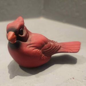 United States Commerative Red Ceramic Cardinal Figurine 2"